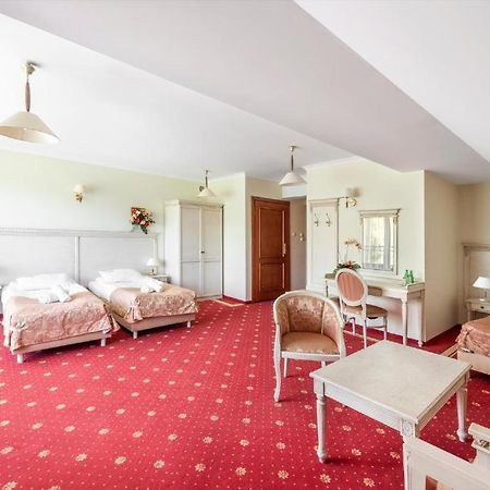 Hotel Stodolka Cminsk Eksteriør bilde