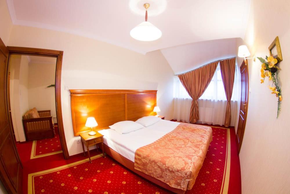 Hotel Stodolka Cminsk Eksteriør bilde