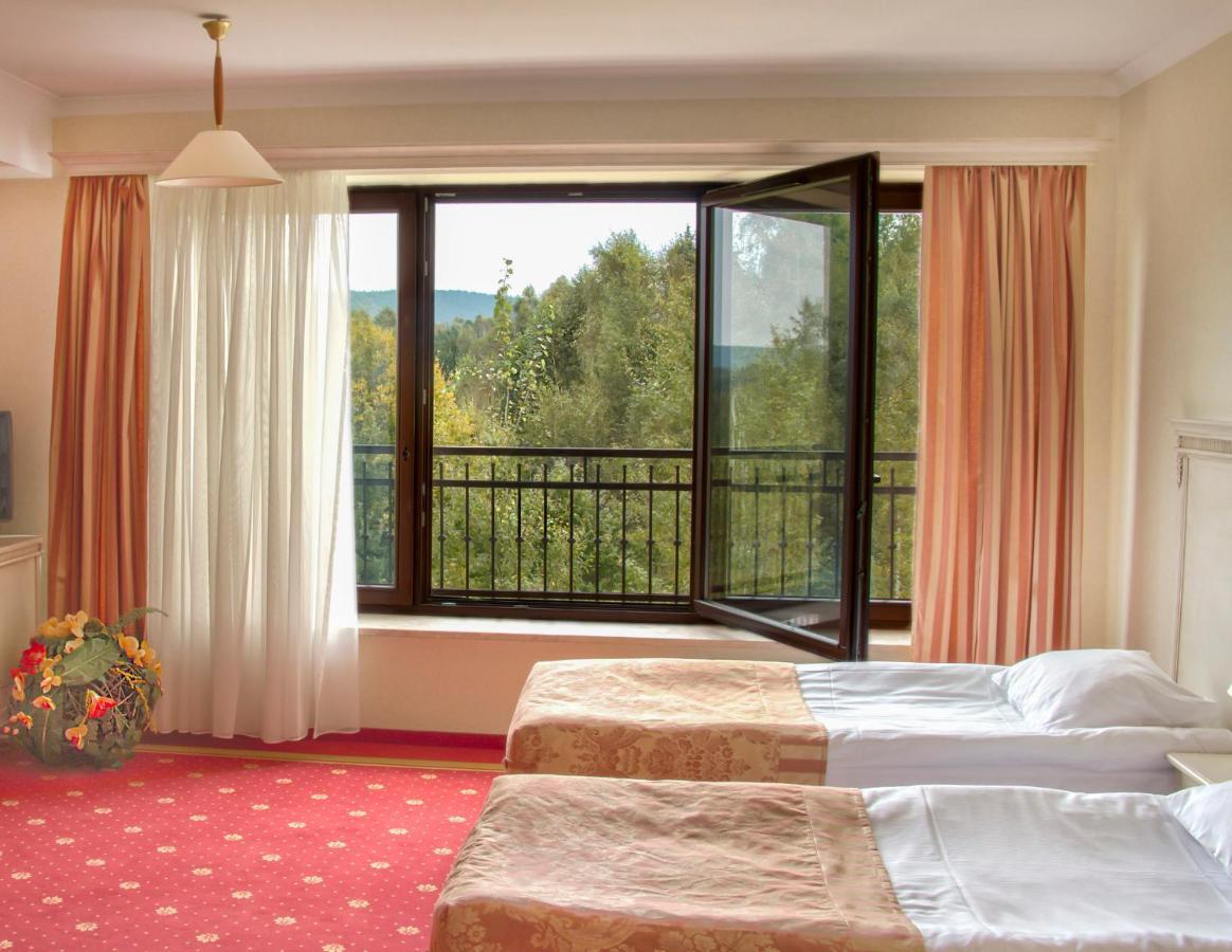 Hotel Stodolka Cminsk Eksteriør bilde